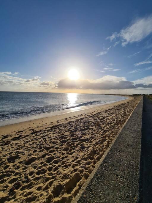 Awave From It All - Escape The City Life Jaywick Sands Εξωτερικό φωτογραφία