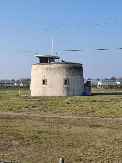 Awave From It All - Escape The City Life Jaywick Sands Εξωτερικό φωτογραφία