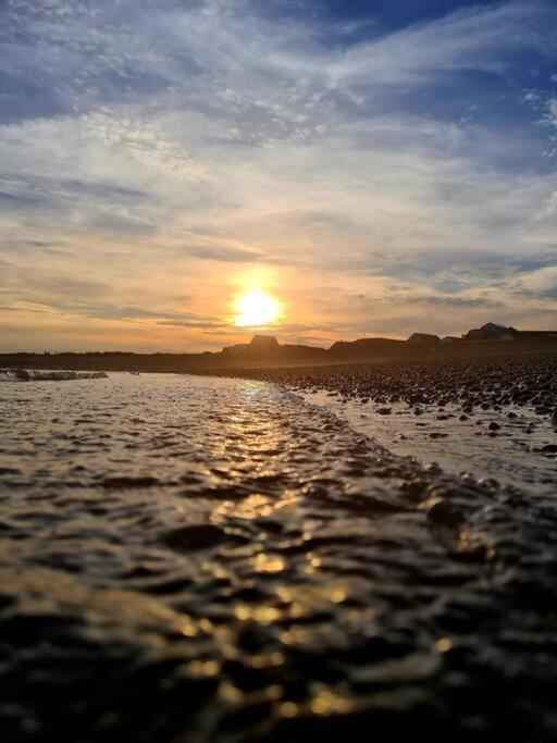 Awave From It All - Escape The City Life Jaywick Sands Εξωτερικό φωτογραφία